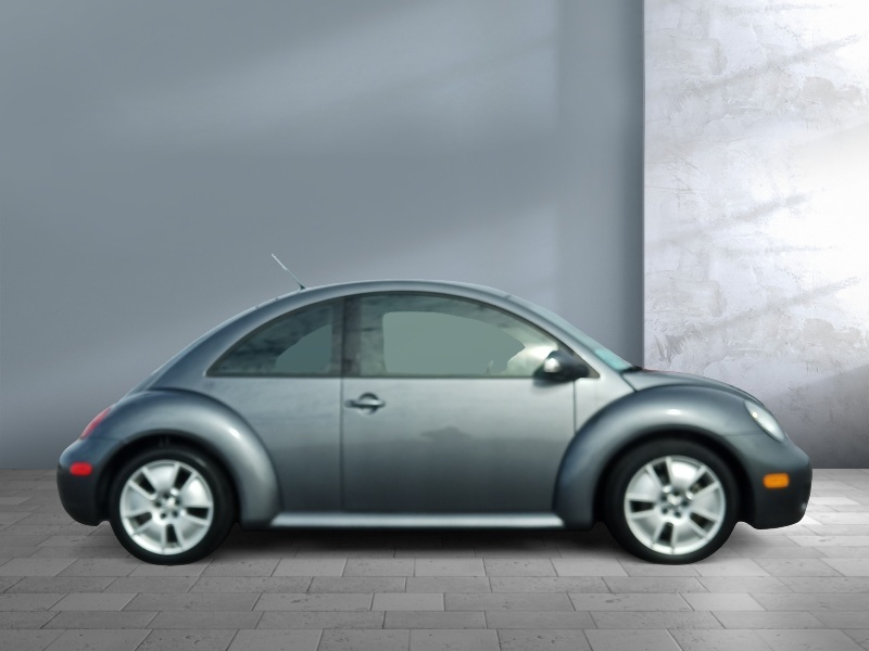 2004 Volkswagen New Beetle Coupe