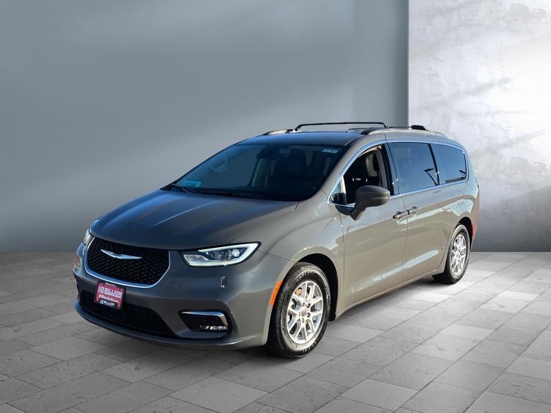 Used 2022 Chrysler Pacifica Touring L Van