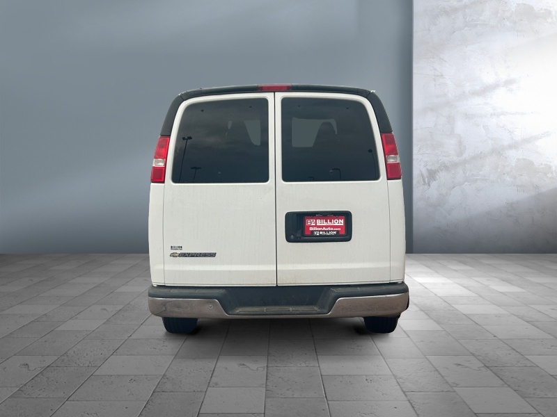 2020 Chevrolet Express Passenger