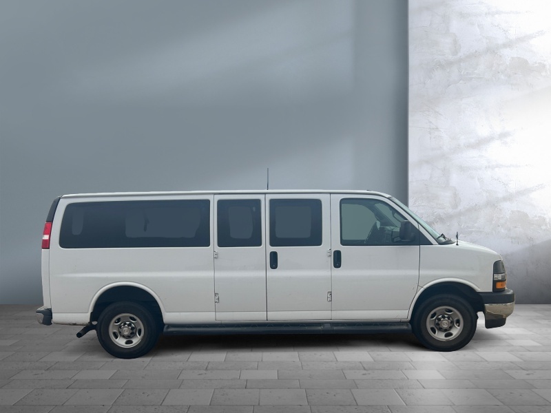 2020 Chevrolet Express Passenger