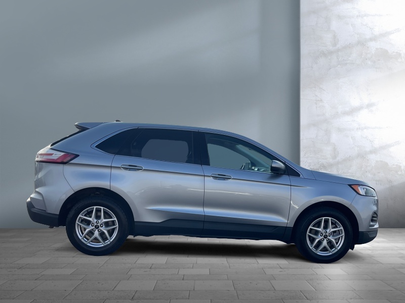 2023 Ford Edge