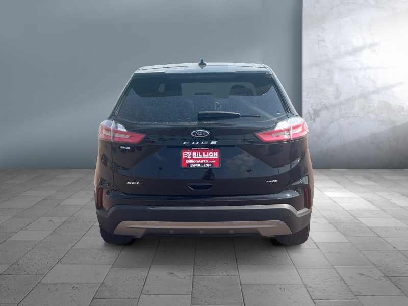 2023 Ford Edge