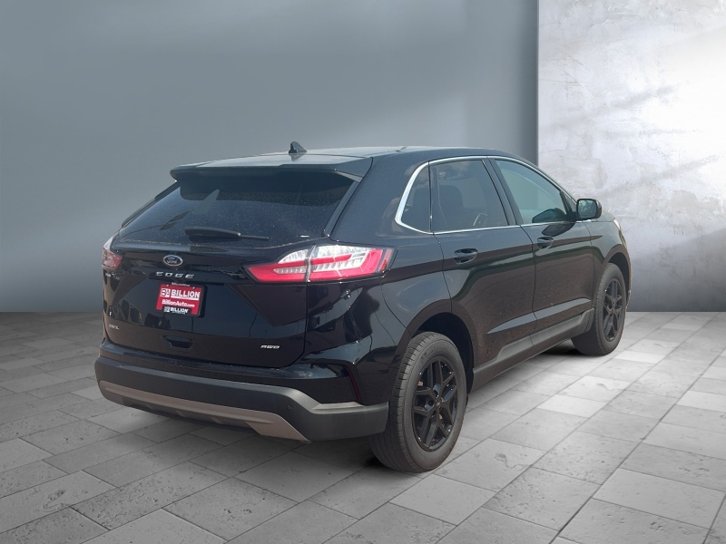 2023 Ford Edge