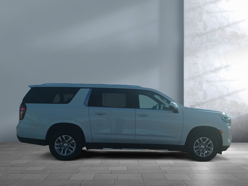 2023 Chevrolet Suburban