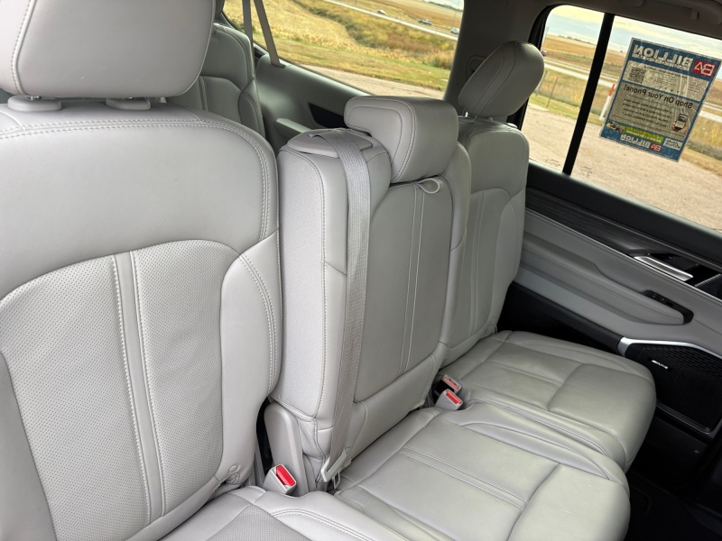 2024 Jeep Wagoneer L