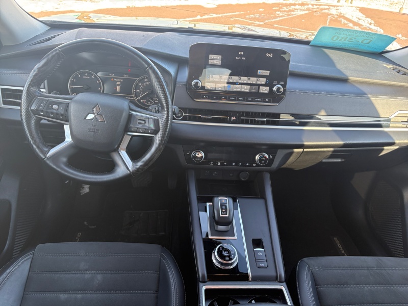 2024 Mitsubishi Outlander