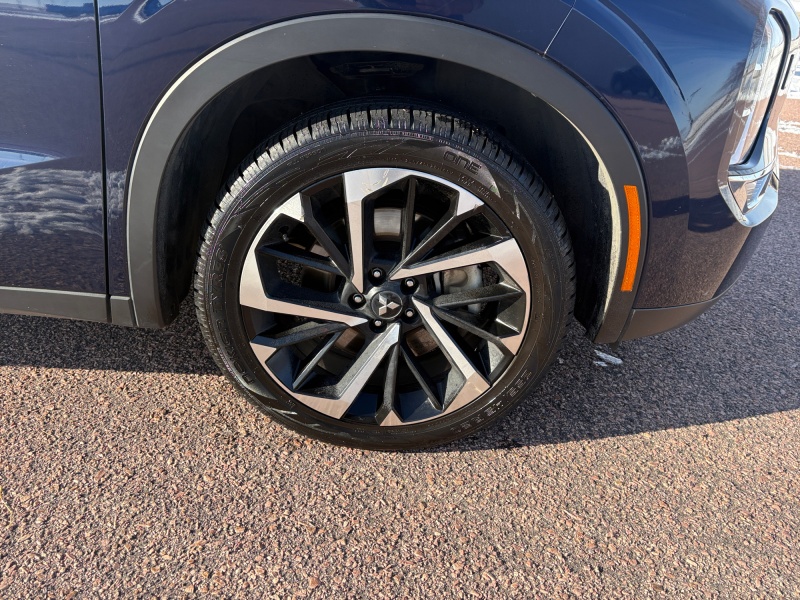 2024 Mitsubishi Outlander