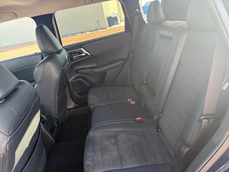 2024 Mitsubishi Outlander