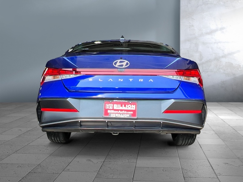 2024 Hyundai Elantra