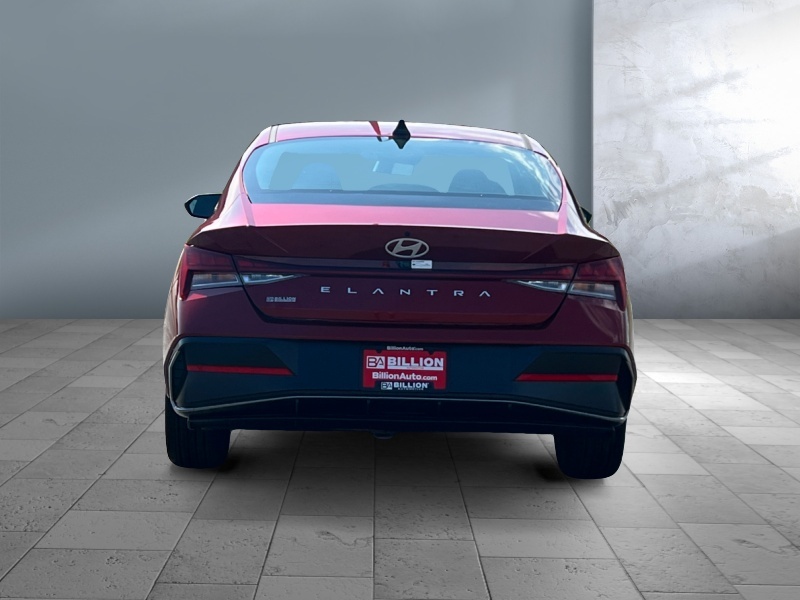 2025 Hyundai Elantra