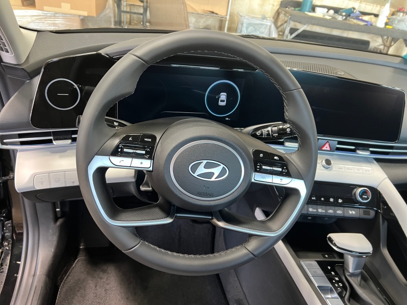 2025 Hyundai Elantra Hybrid