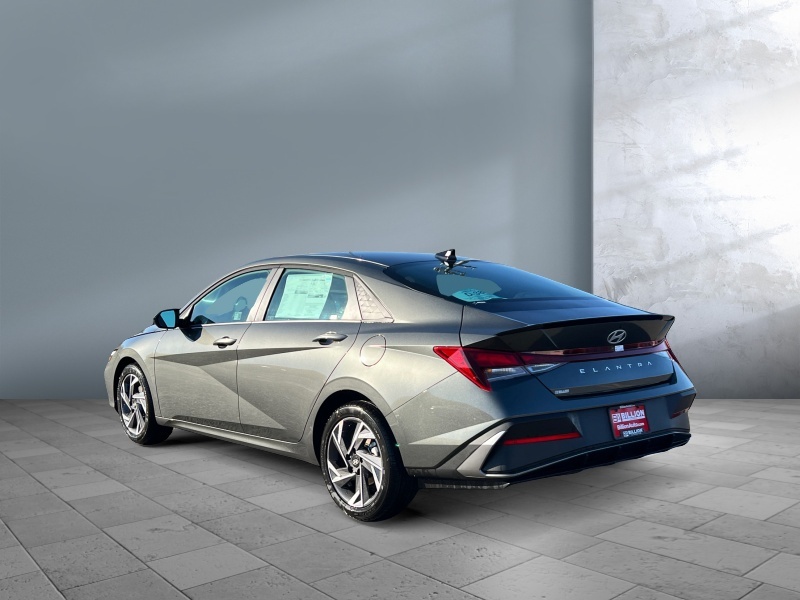 2025 Hyundai Elantra