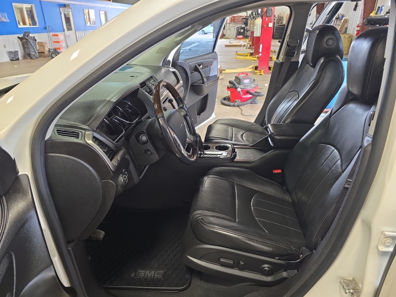 2013 GMC Acadia