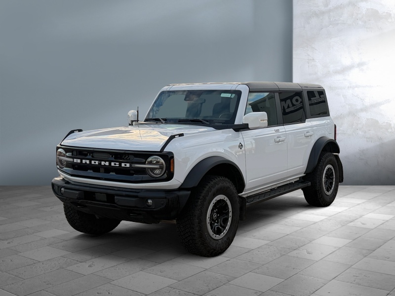 Used 2023 Ford Bronco Outer Banks Crossovers