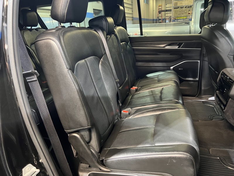 2024 Jeep Wagoneer L