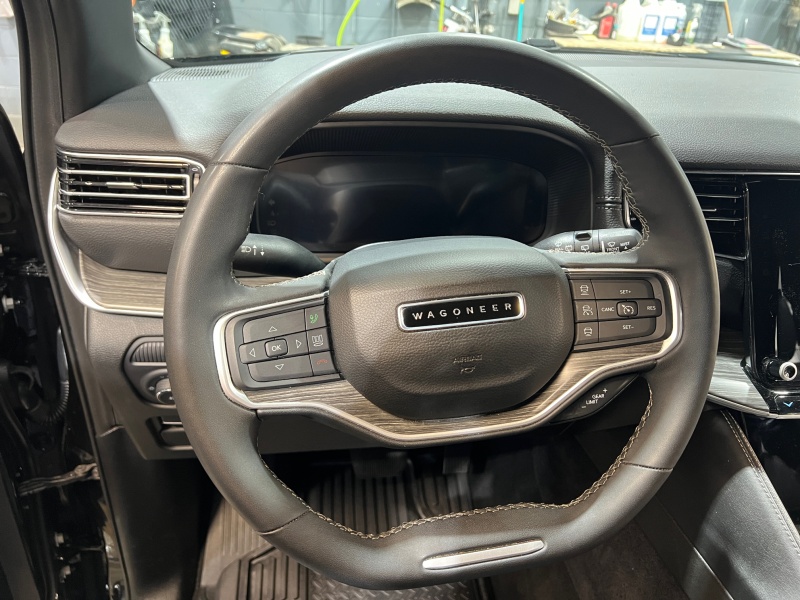 2024 Jeep Wagoneer L