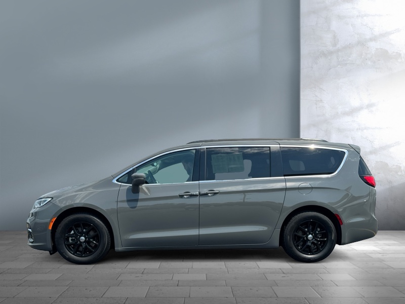 2022 Chrysler Pacifica