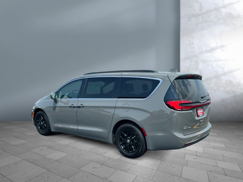 2022 Chrysler Pacifica