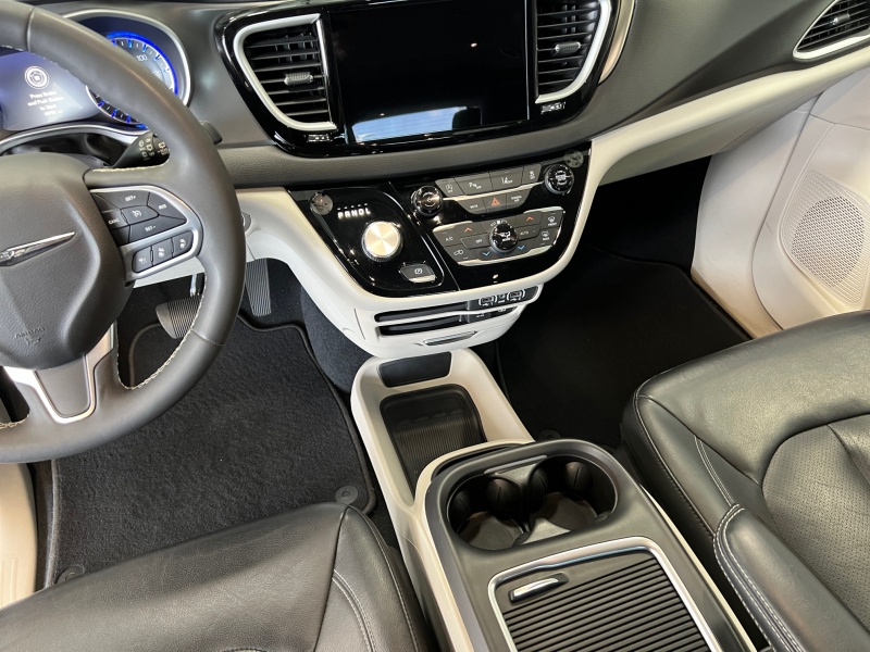 2022 Chrysler Pacifica