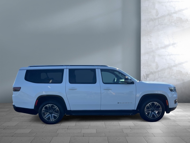 2023 Jeep Wagoneer L