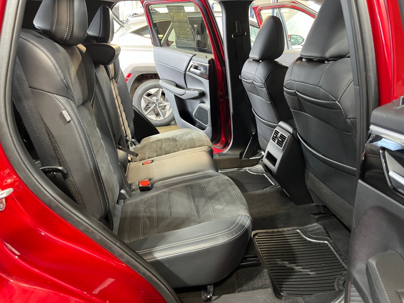 2024 Mitsubishi Outlander