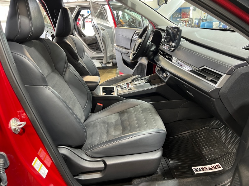 2024 Mitsubishi Outlander