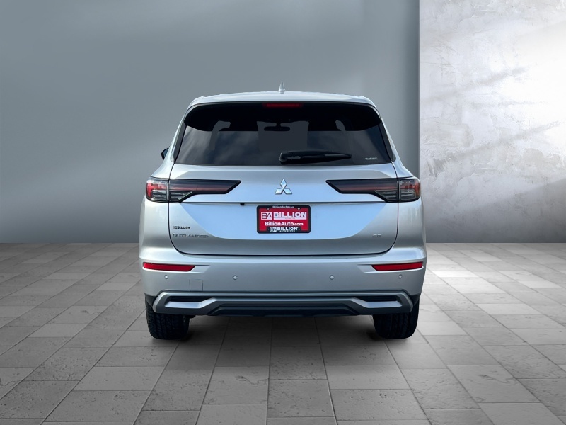 2025 Mitsubishi Outlander