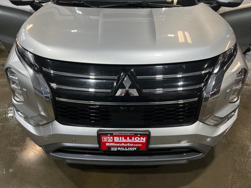 2025 Mitsubishi Outlander