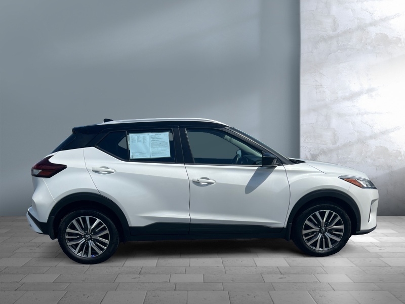 2023 Nissan Kicks