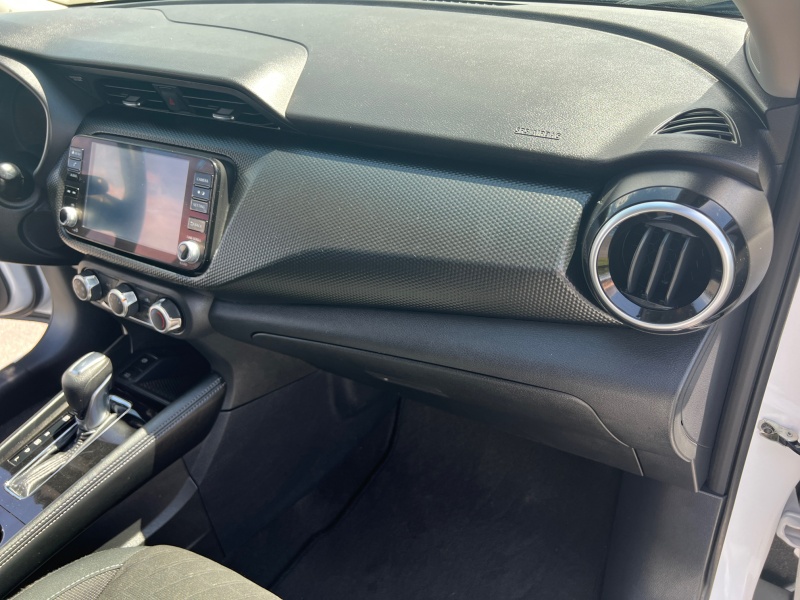 2023 Nissan Kicks