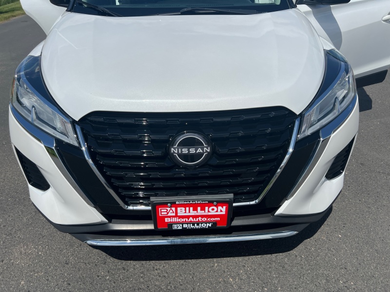 2023 Nissan Kicks