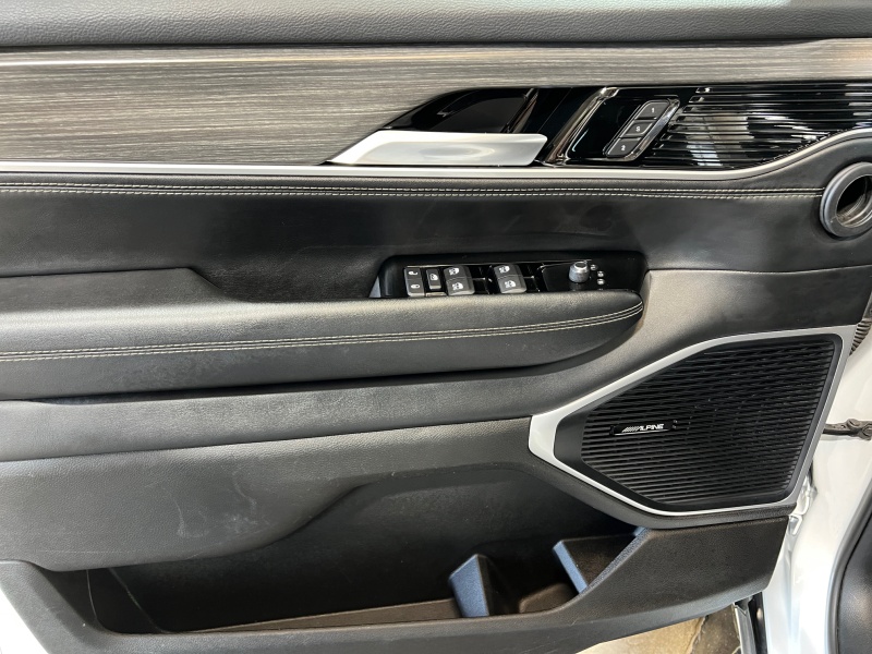 2024 Jeep Wagoneer L