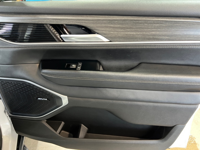 2024 Jeep Wagoneer L