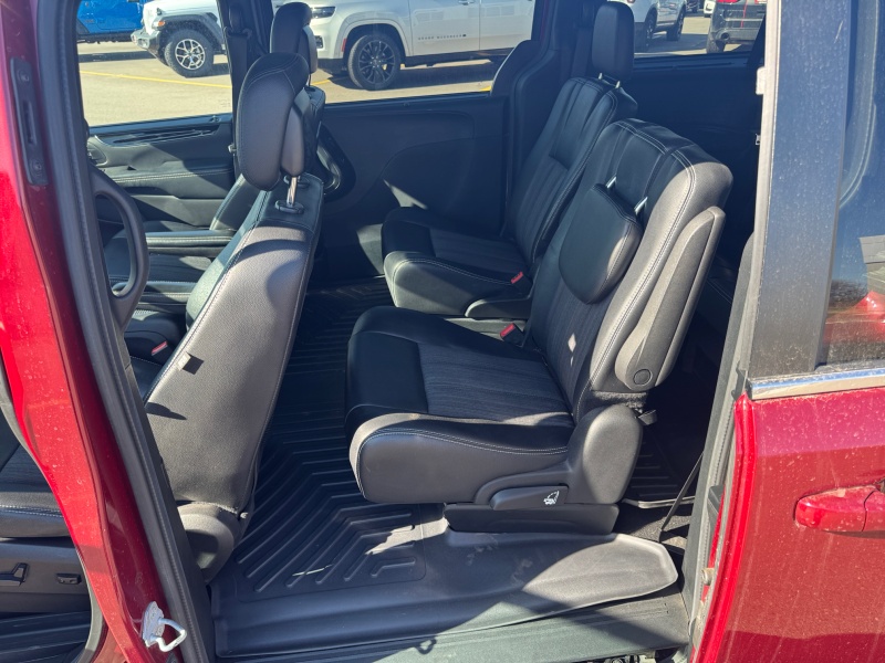 2015 Chrysler Town and Country