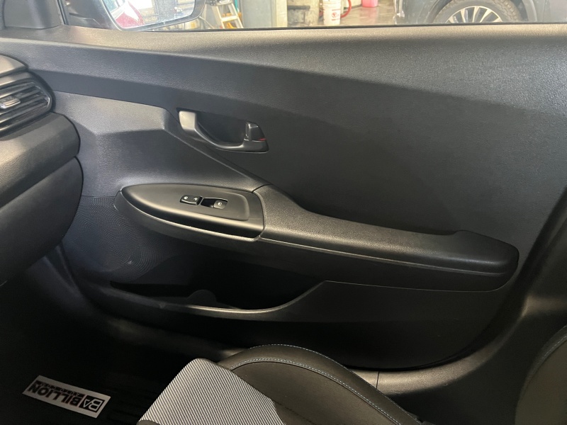 2019 Hyundai Veloster