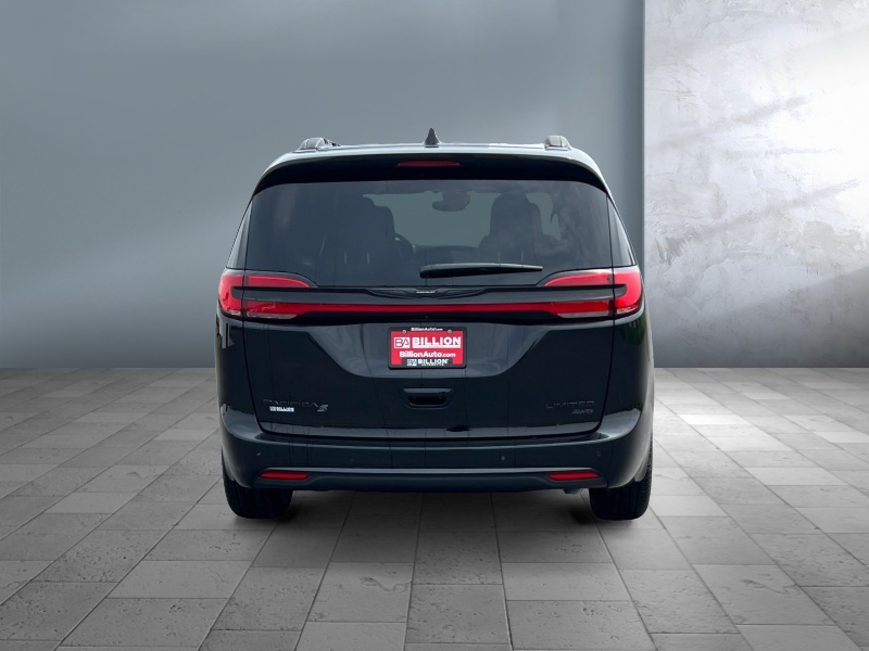 2025 Chrysler Pacifica