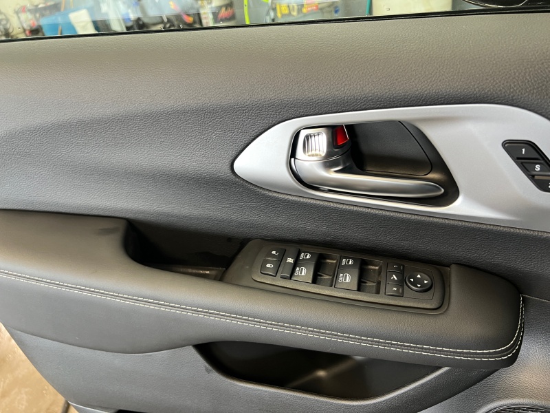 2025 Chrysler Pacifica
