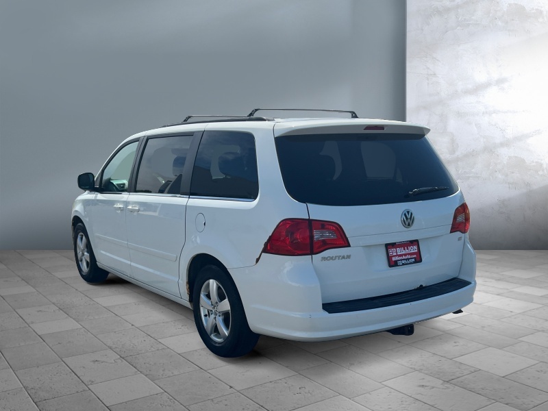 2011 Volkswagen Routan