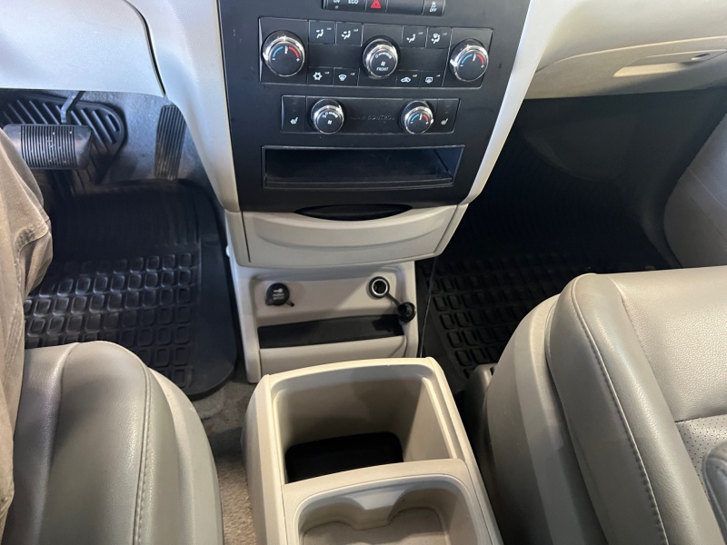 2011 Volkswagen Routan