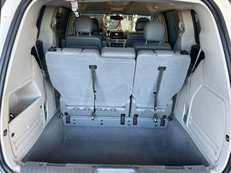 2011 Volkswagen Routan