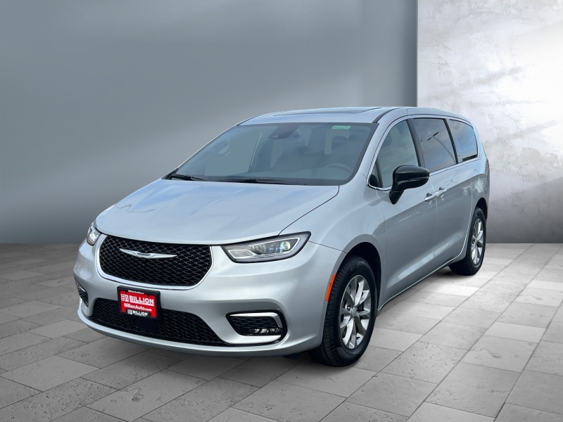 New 2026 Chrysler Pacifica Select Vans