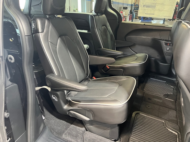 2026 Chrysler Pacifica