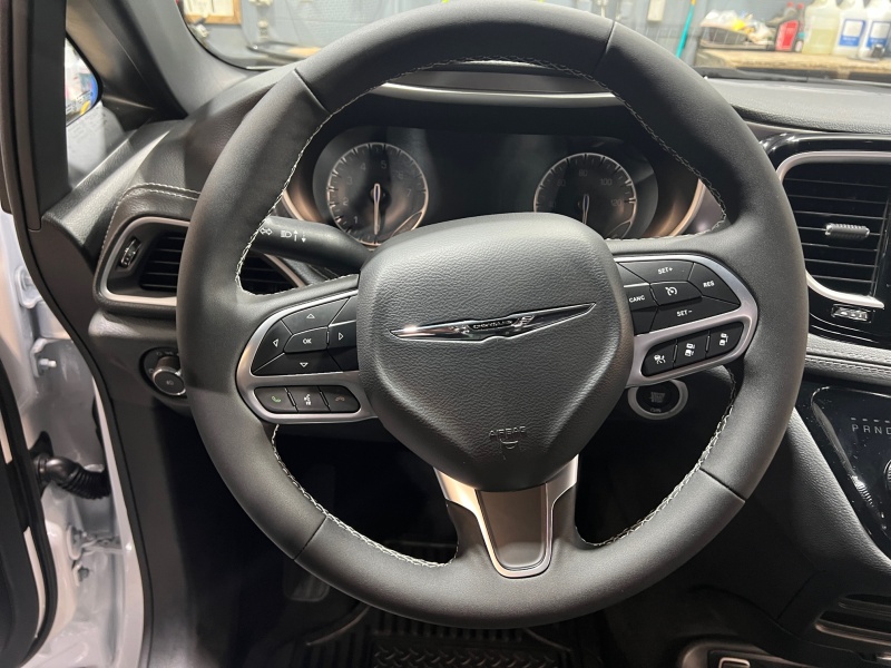 2026 Chrysler Pacifica