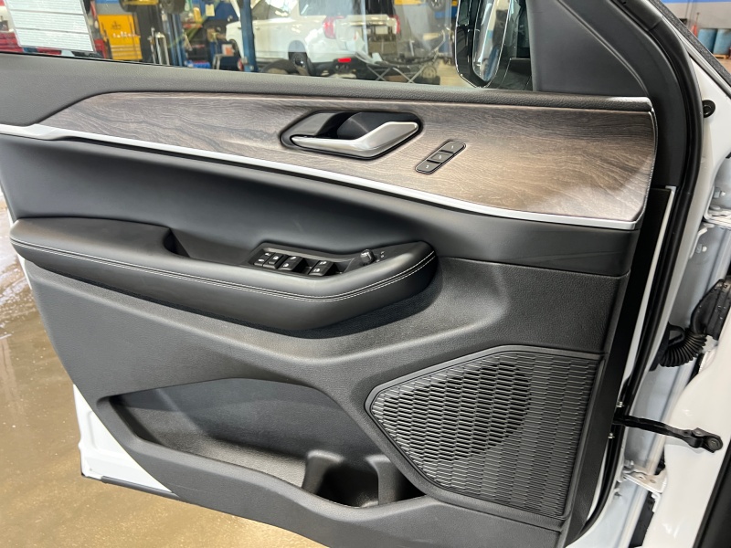 2026 Jeep Grand Cherokee L