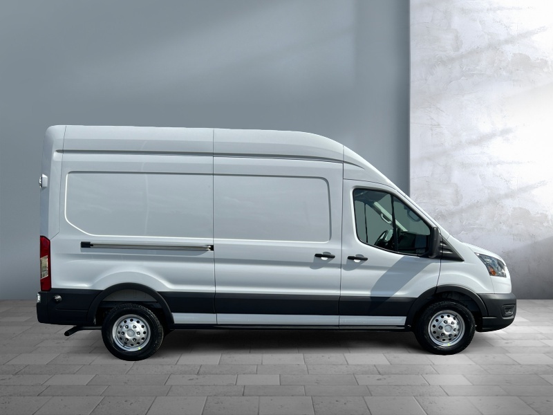 2025 Ford Transit Cargo Van