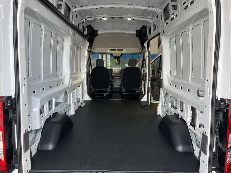2025 Ford Transit Cargo Van