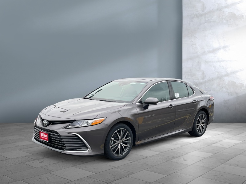 New 2024 Toyota Camry XLE Car