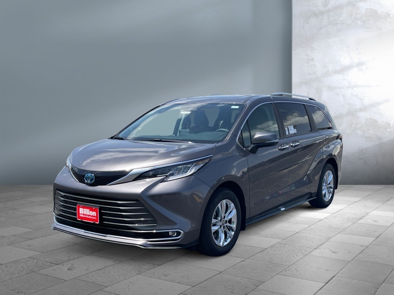 New 2024 Toyota Sienna Limited Van