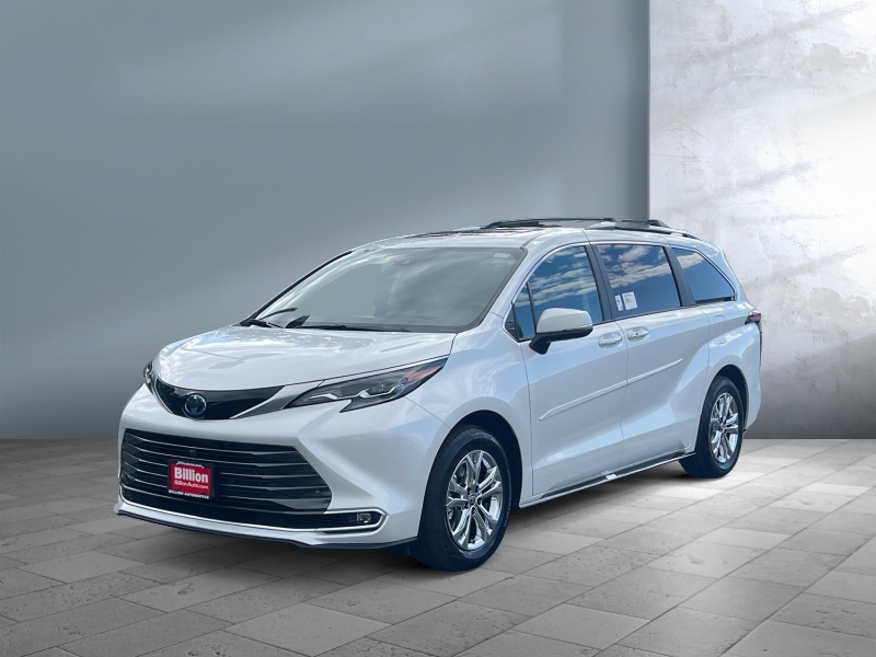 New 2024 Toyota Sienna Platinum Van