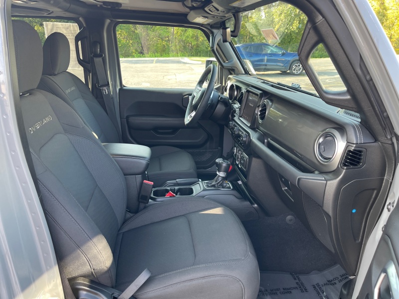 2023 Jeep Gladiator